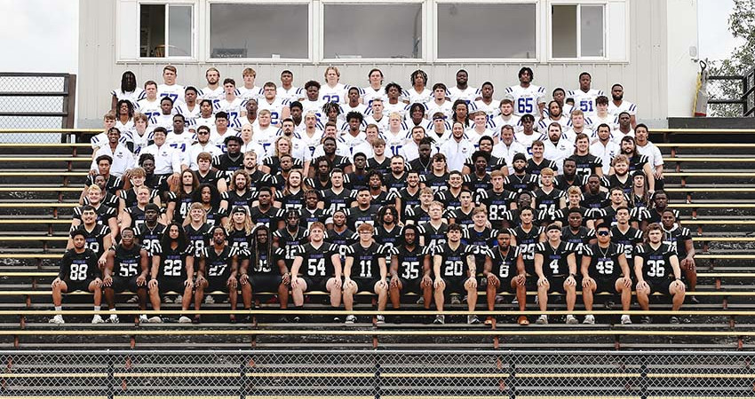 Football Receives Four NAIA Daktronics Scholar-Athletes