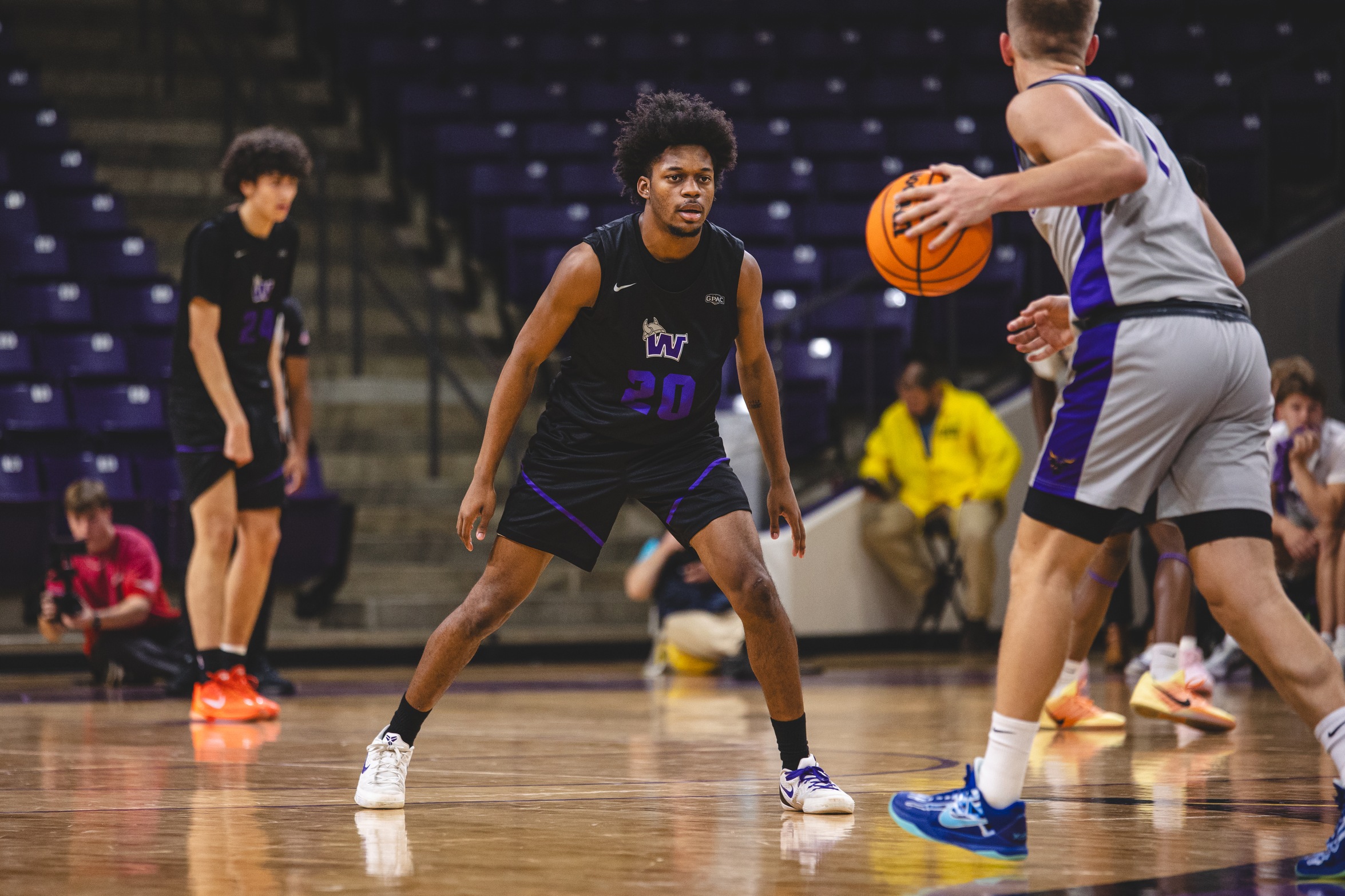 Waldorf Men's Basketball Takes Down Undefeated Bellevue (NE) in Final Non-Conference Game