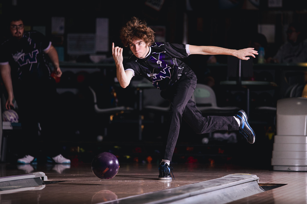 Men's Bowling Finishes Season in Indianapolis