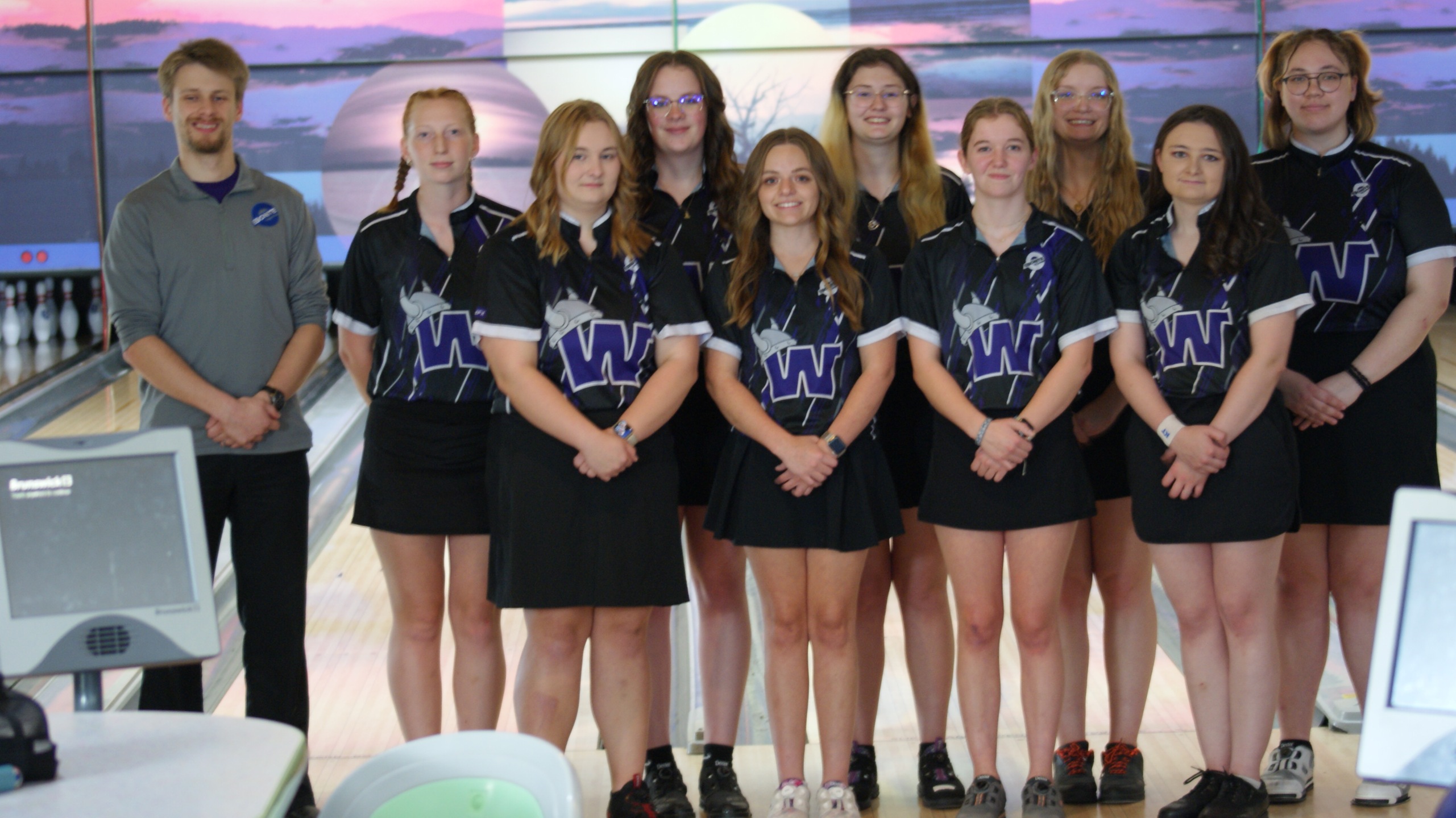 Warrior Bowlers Compete in Sectionals