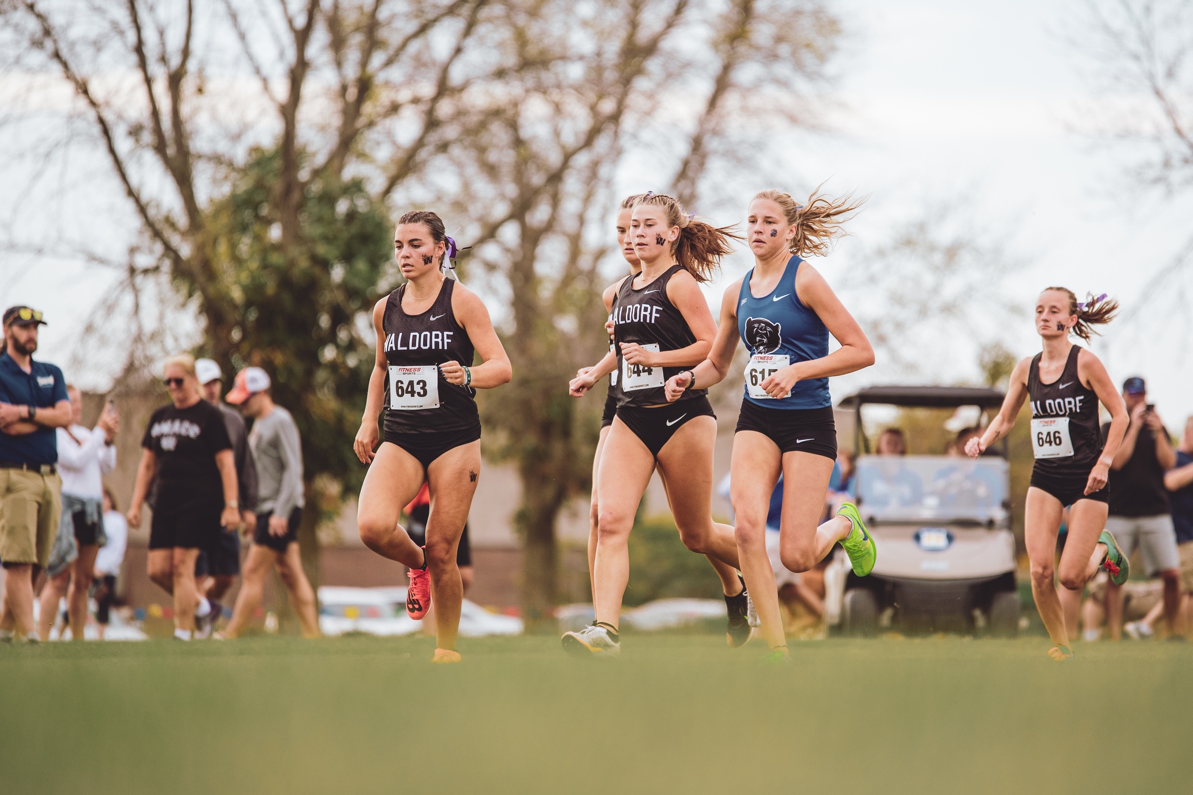 Waldorf women run at GPACs